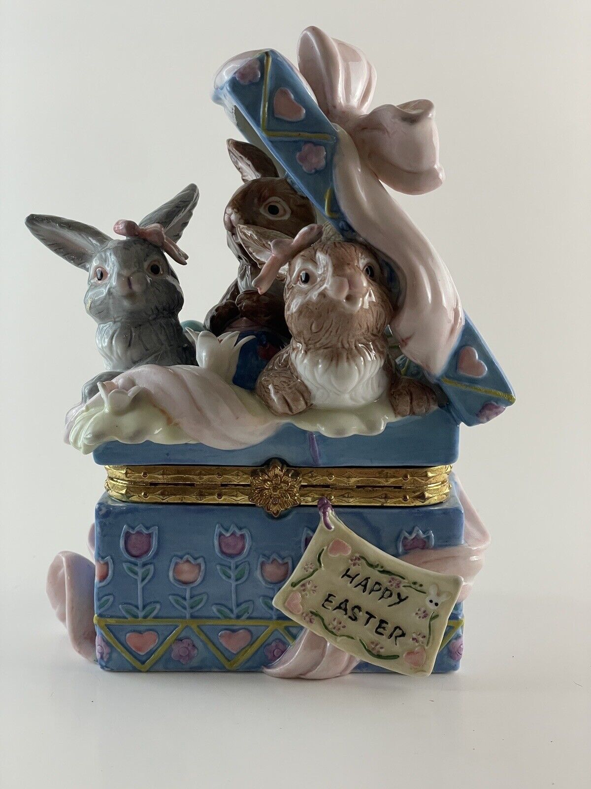 Porcelain Decorative Hinged Keepsake Jewelry Box Easter Bunnies Hand Painted