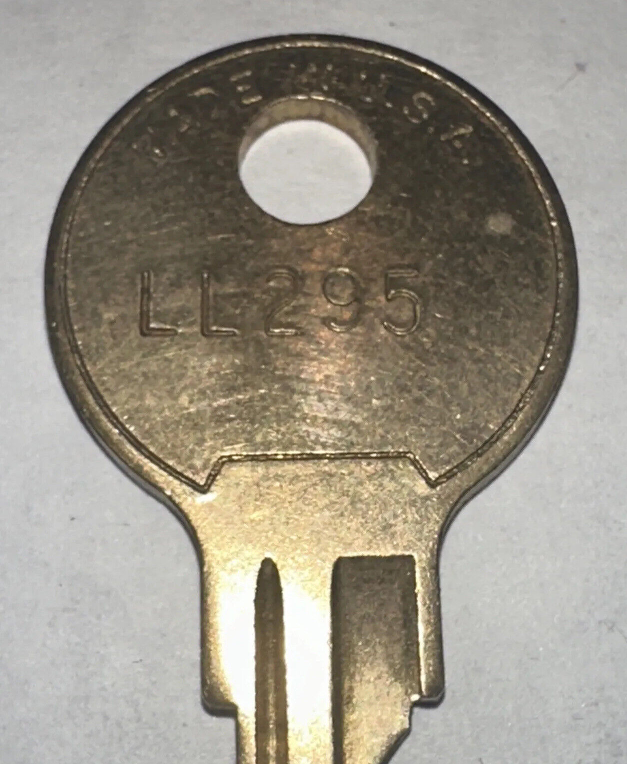 LL295 Vintage Chicago Lock Inc Gold Circular Replacement Key Made USA Original