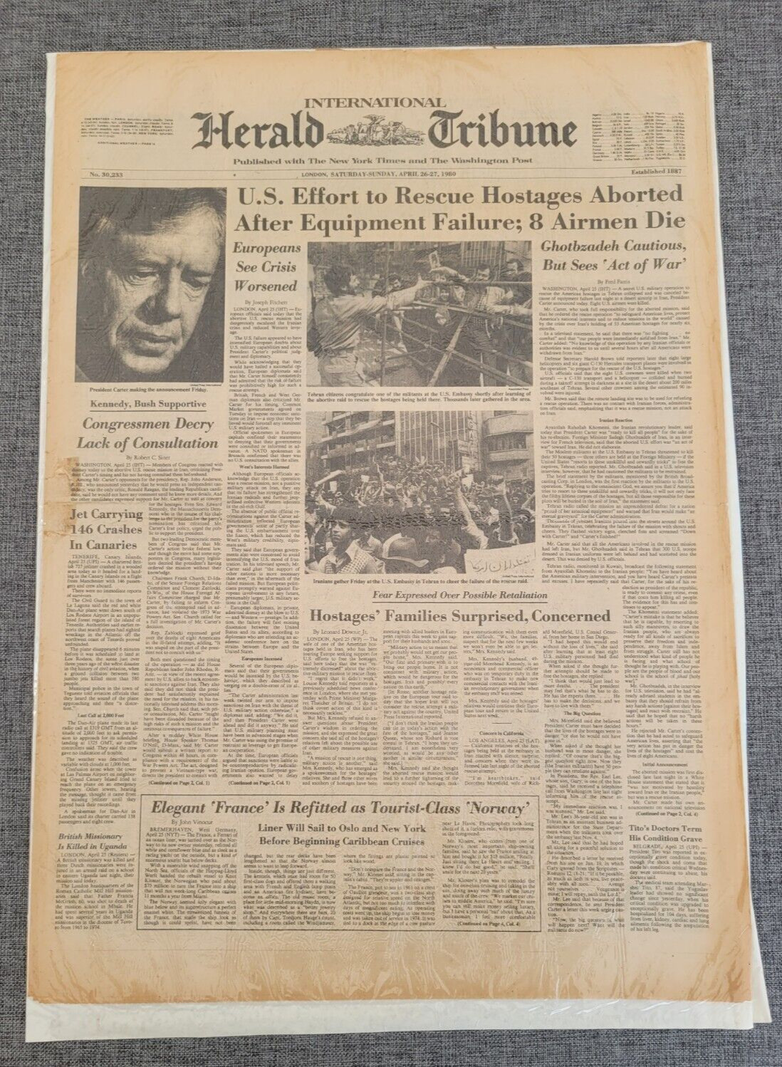 INTERNATIONAL HERALD TRIBUNE IRAN RESCUE HOSTAGE CRISIS 1980 ORIGINAL NEWSPAPER