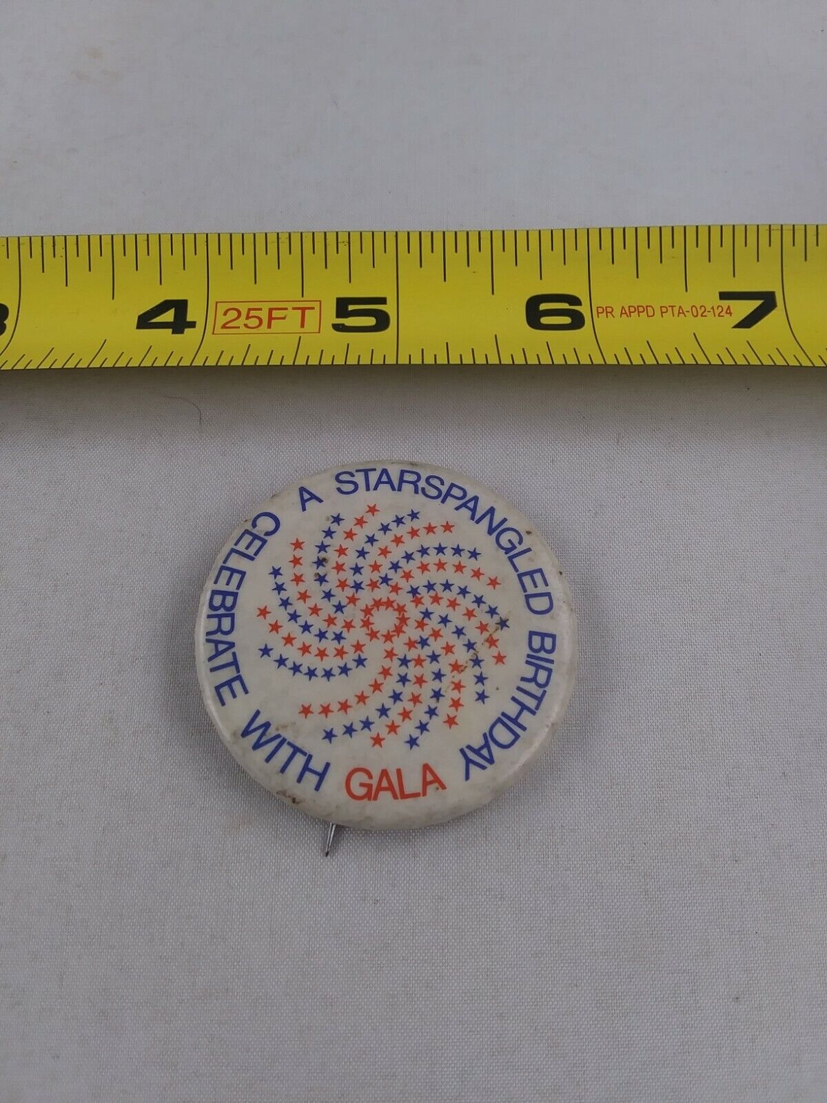 Vintage STAR SPANGLES BIRTHDAY Gala Patriotic USA pin button pinback *EE90