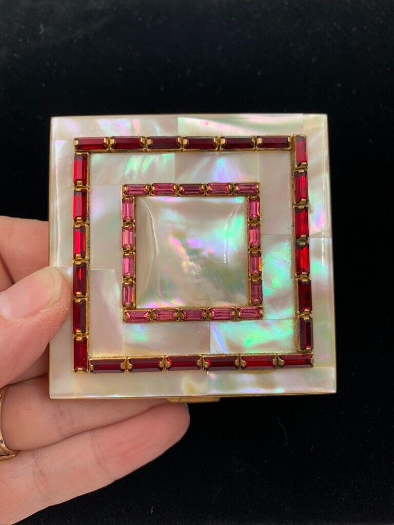 Iridescence  VTG Powder Compact Genuine Mother of Pearl Evans 1940s-50s