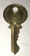 VINTAGE BRASS  CURTIS KEY COMPANY CLEVELAND OHIO IN 1 KEY #IN1 MADE IN USA picture