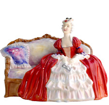 Royal Doulton Figurine Belle O' the Ball. HN1997 Vintage picture