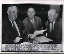 1957 Press Photo Senators Samuel Ervin & Ralph Flanders with Robert Deckert, DC picture