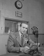 8x10 Glossy B&W Art Print 1942 Iowa State College Radio Station Broadcast picture