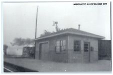 c1954 Wabash Bloomfield Iowa IA Exterior Train Depot Station RPPC Photo Postcard picture