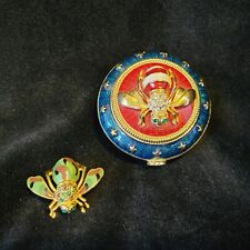 Vtg Joan Rivers Stars & Stripes Patriotic Bumble Bee Trinket Box w/Camo Bee Pin picture