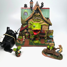 Lemax SpookyTown Garden of Eaten w/2 Accessories, Missing 2 Pieces, See Video picture