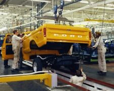 1973 FORD F100 Assembly Line  Photo (226-X) picture
