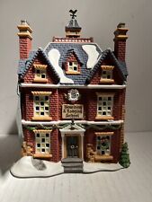 Department 56 Dickens Village Boarding & Lodging School #43 - Boxed 64247 w/sgn picture