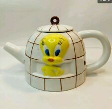 Vintage 1997 Giftco Warner Bros Tweety Bird Ceramic Teapot with Lid Looney Tunes picture