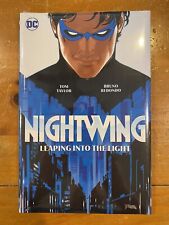 Nightwing: Leaping Into The Light HC (DC Comics 2021) picture