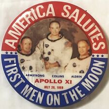Vintage 1969 🚀 Apollo NASA First Men on Moon Pin Pinback, Americana History picture