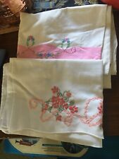 2 SUPER KEEN Vintage Embroidere FLORAL pillowcase Excellent picture