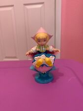 WDCC It's a Small World Holland Girl Girl with Tulip MIB picture