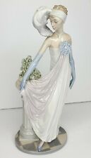 Lladro 5283 Socialite of the 20's 13.5