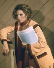 Barbra Streisand holding sheet music as Fanny Brice Funny Woman 5x7 photo picture