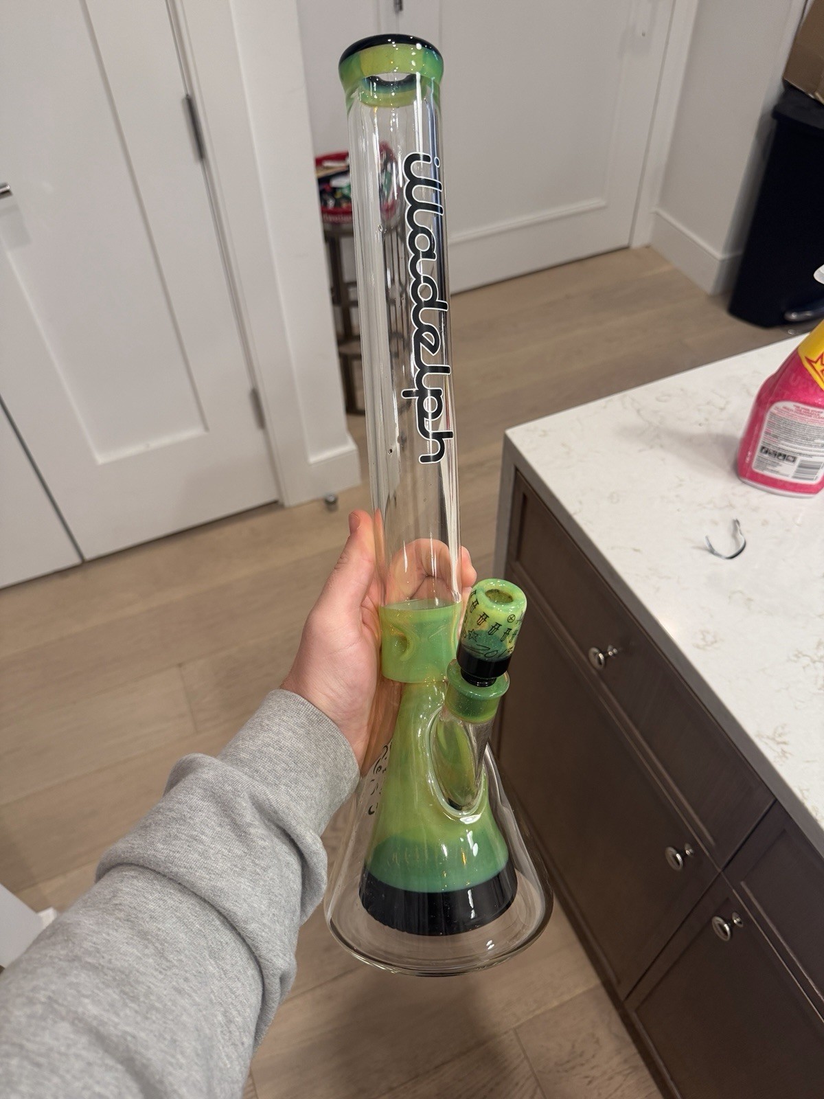 SLIME GREEN ILLADELPH COLLINS BEAKER