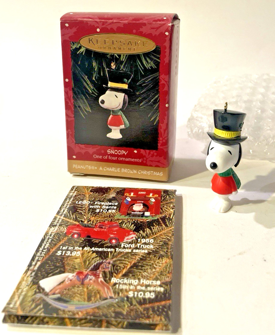 Hallmark Keepsake Ornament Snoopy 1 of 4 Series Peanuts New Open Box  1995 Vint.