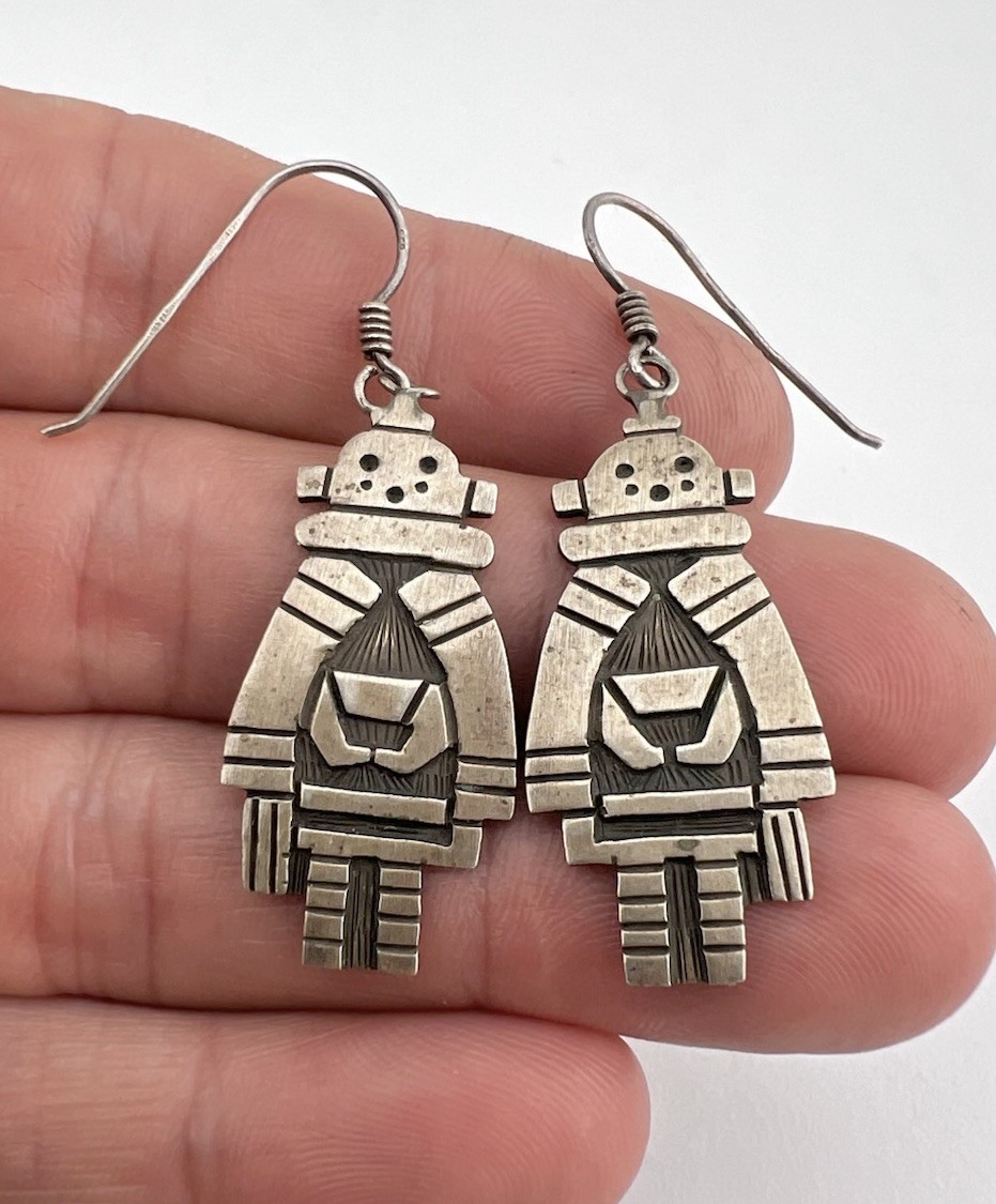 Vtg Danielle Wadsworth HOPI Sterling Silver Overlay Mud Man Kachina Earrings