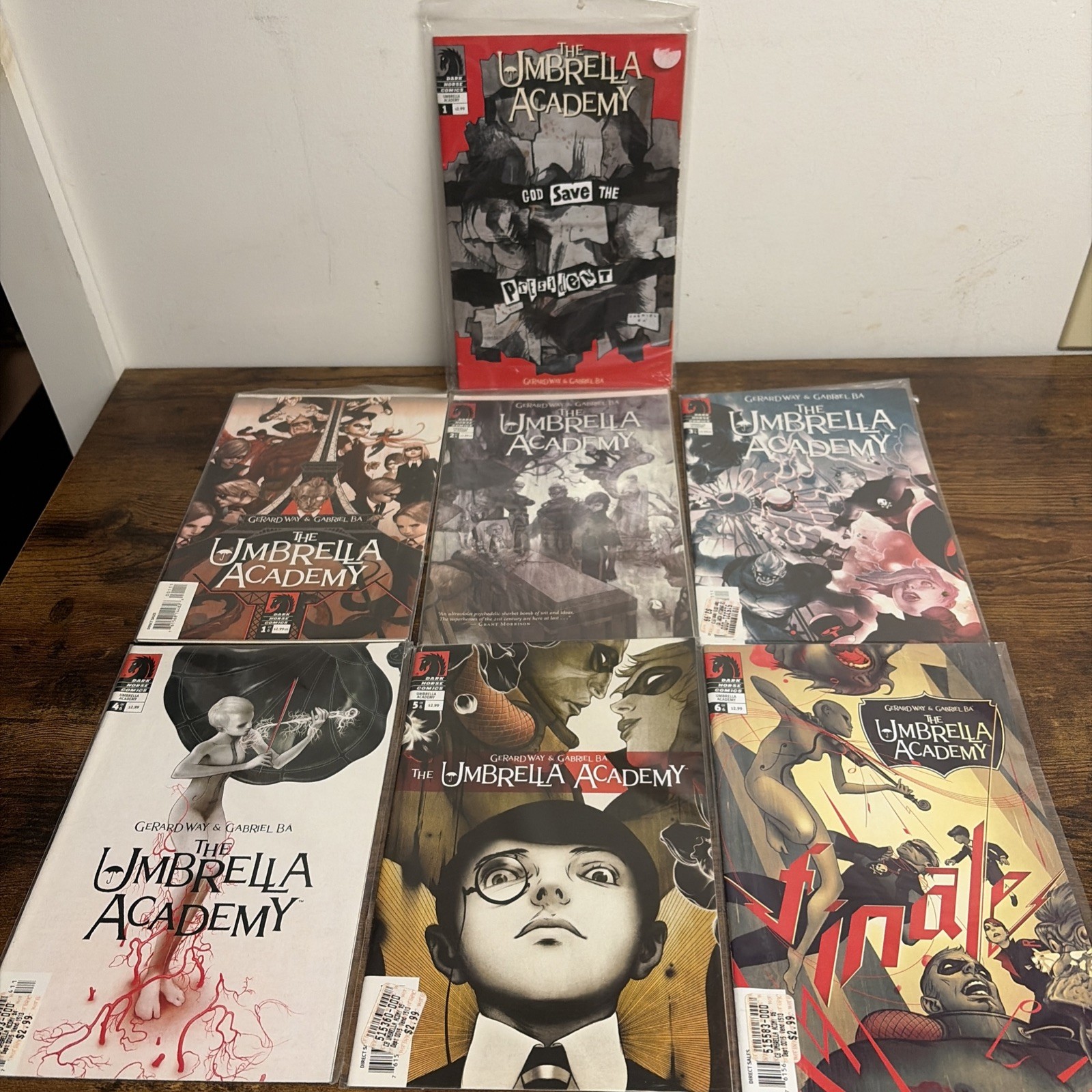 The Umbrella Academy Apocalypse Complete Set Issues 1-6 + God Save The President