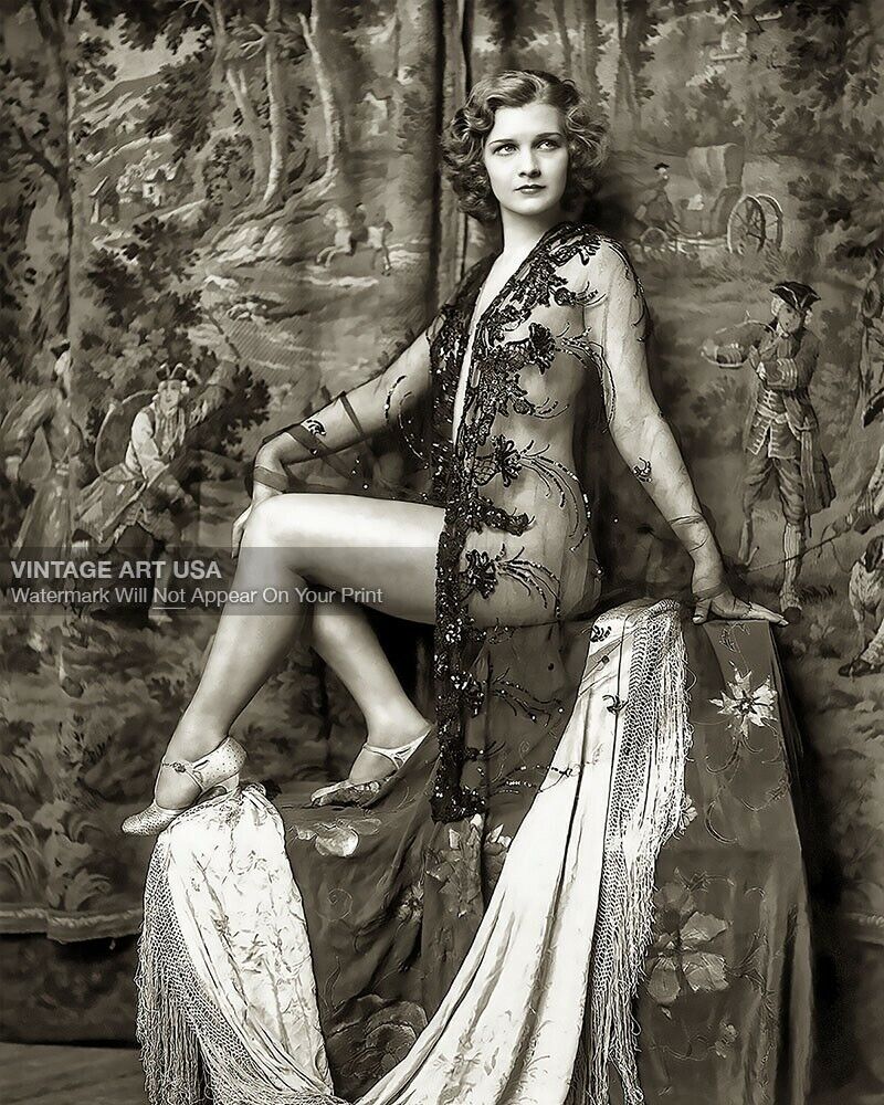 1920s Drucilla Strain Ziegfeld Follies Girl Photo - Beautiful Flapper Risqué