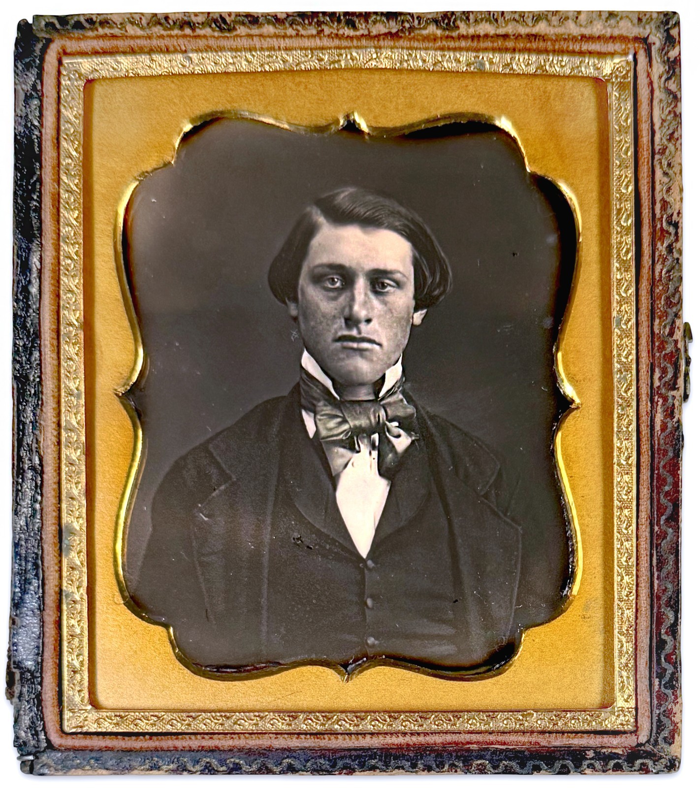 1850s FOPPISH YOUNG MAN w/ Fancy Bowtie 1/6 Plate Daguerreotype