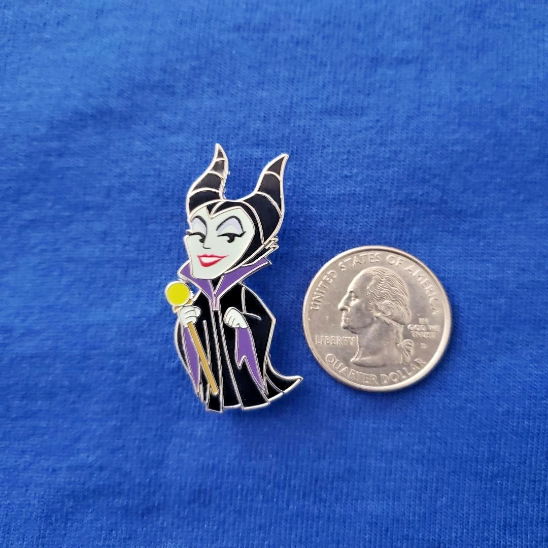 DISNEY PIN MALEFICENT VILLAIN FROM SLEEPING BEAUTY