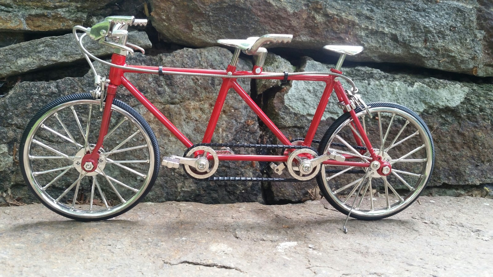 Miniature Tandem Bicycle Fully Functional 1:10 scale