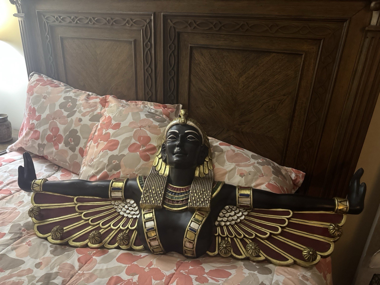 Beautiful Toscano Egyptian Goddess of Halwan Wall Hanger