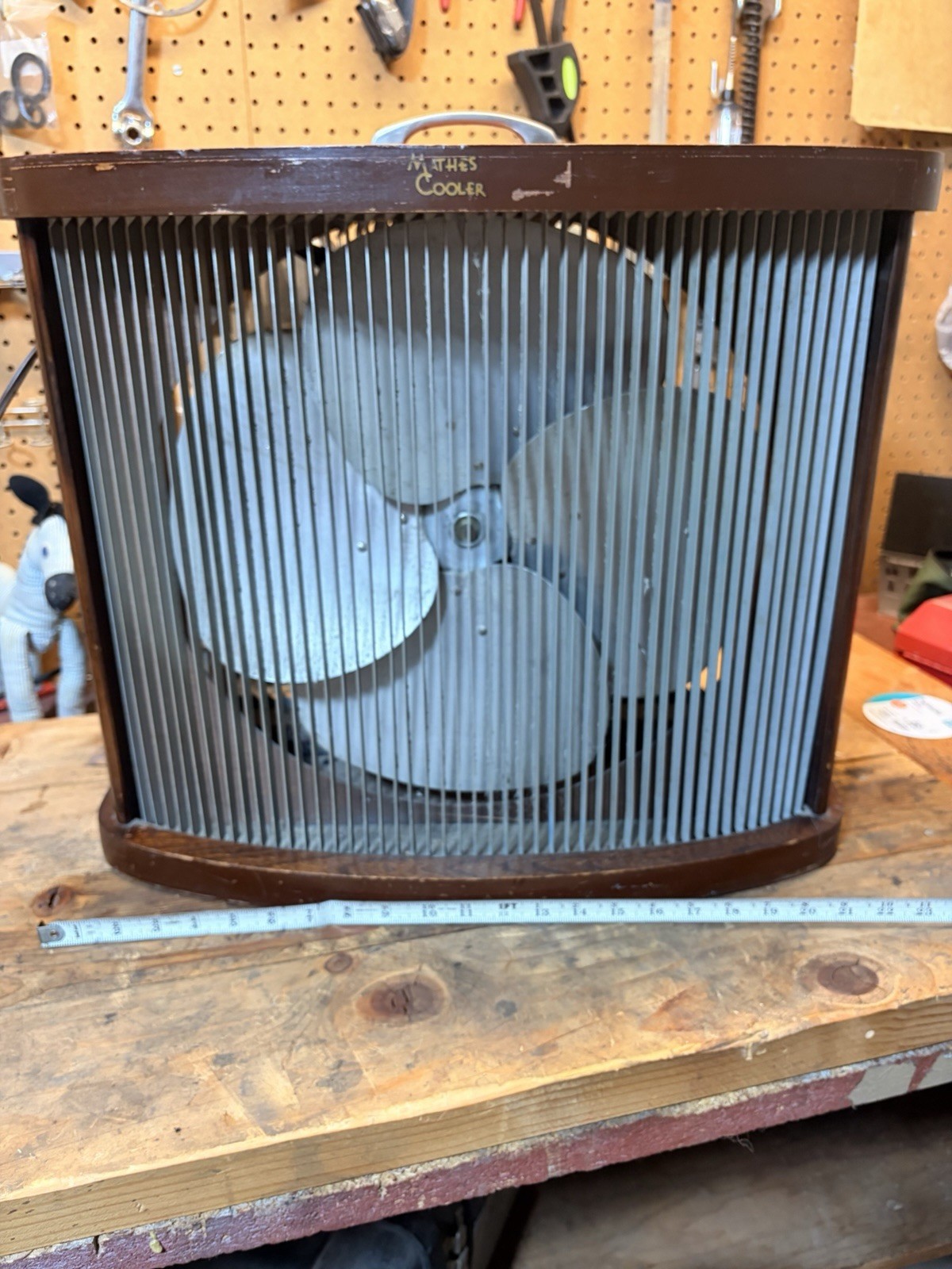 Mathes Cooler Wood Box Fan 4-Blade Variable Speed w/ Carry Handle. Antique