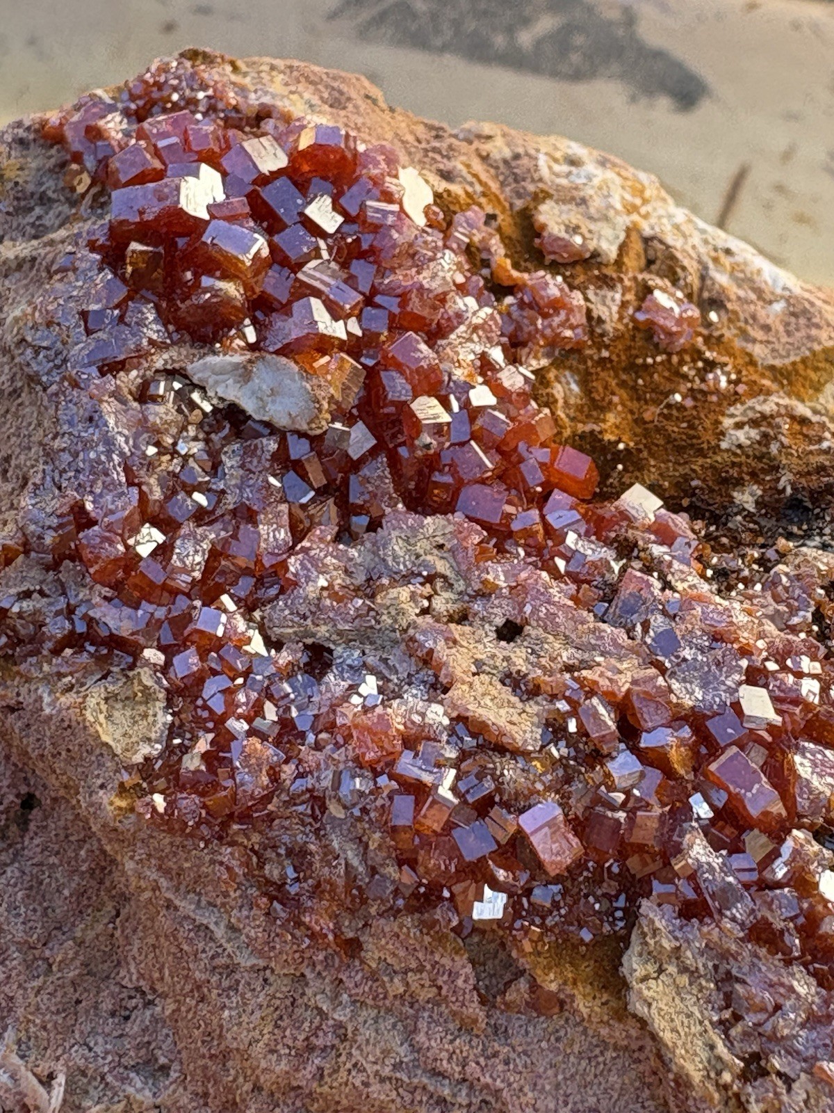 ☘️RR⛏️: Sparkly Flashy Vanadinite On Matrix Rock, Morocco, 9.8 Oz.
