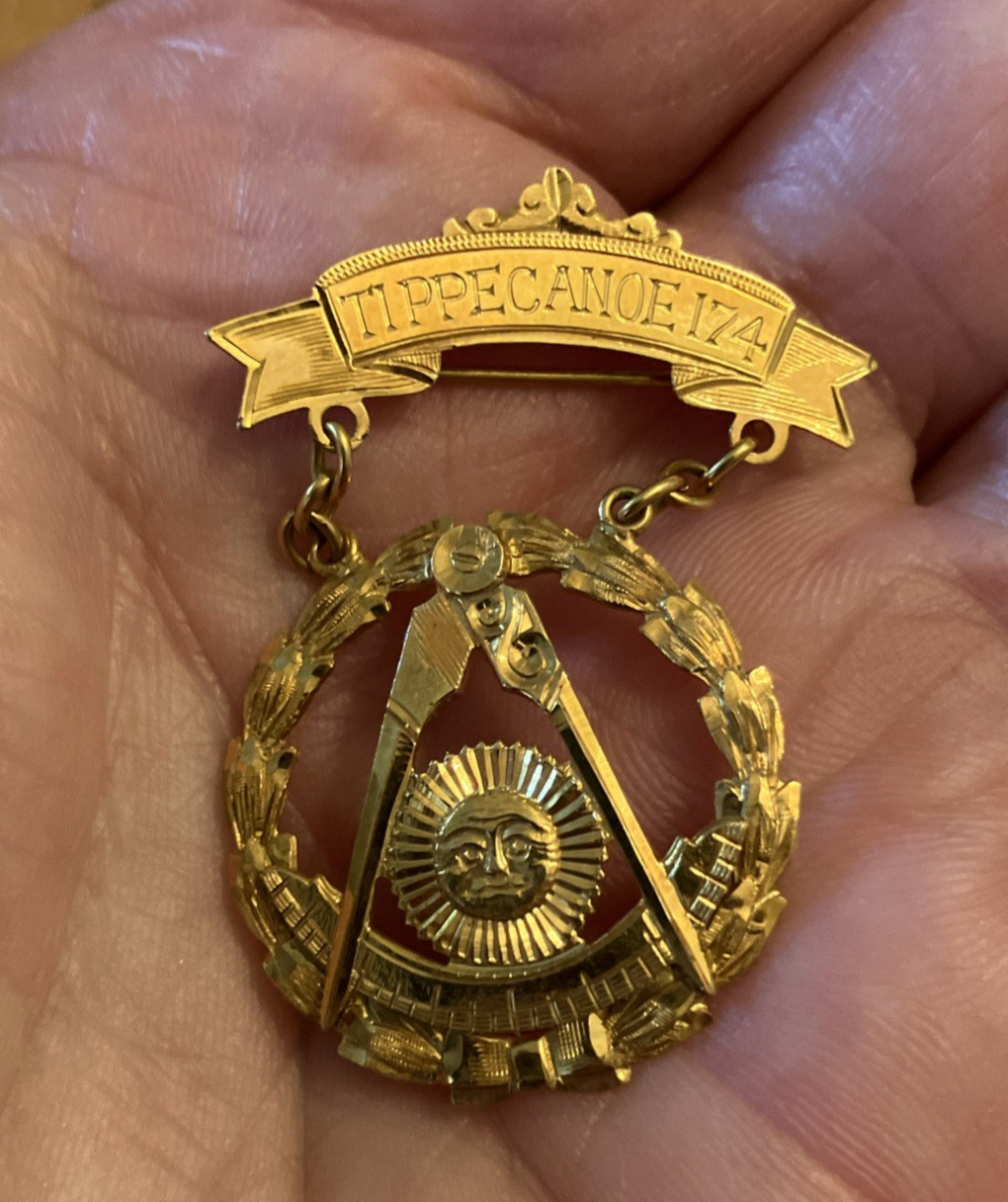 Vintage  10K Yellow Gold Masonic Past Master’s Jewel Tippecanoe Lodge No 174 pin