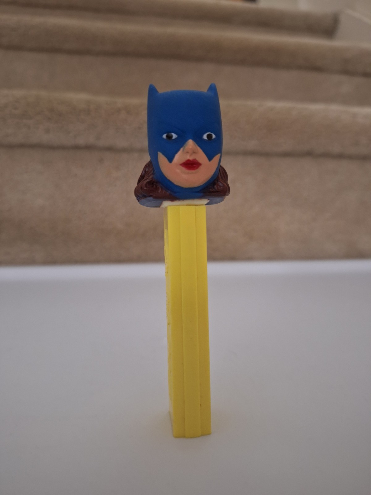 Rare Vintage No Feet Softhead DC COMICS’ Batgirl Pez Dispenser 1978