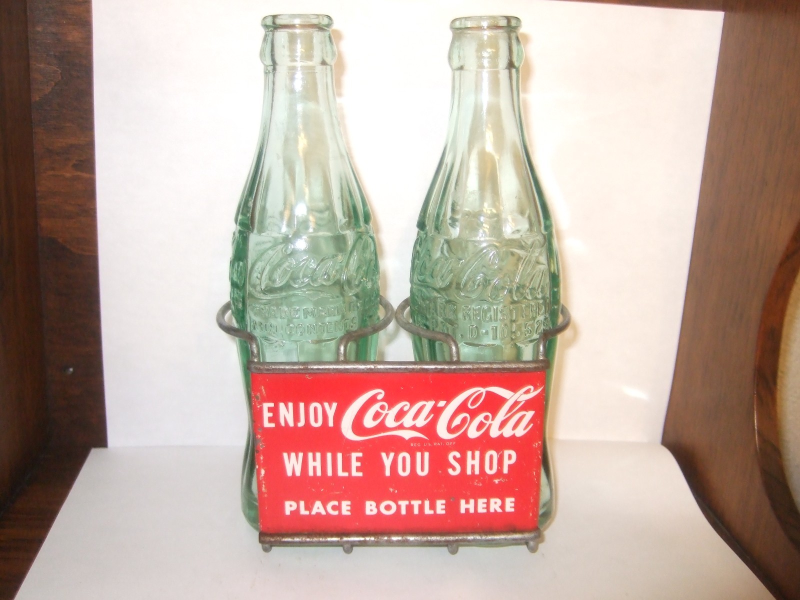 VINTAGE COCA COLA SHOPPING CART BOTTLE CARRIER /WITH IOWA BOTTLES 1949 / 1948