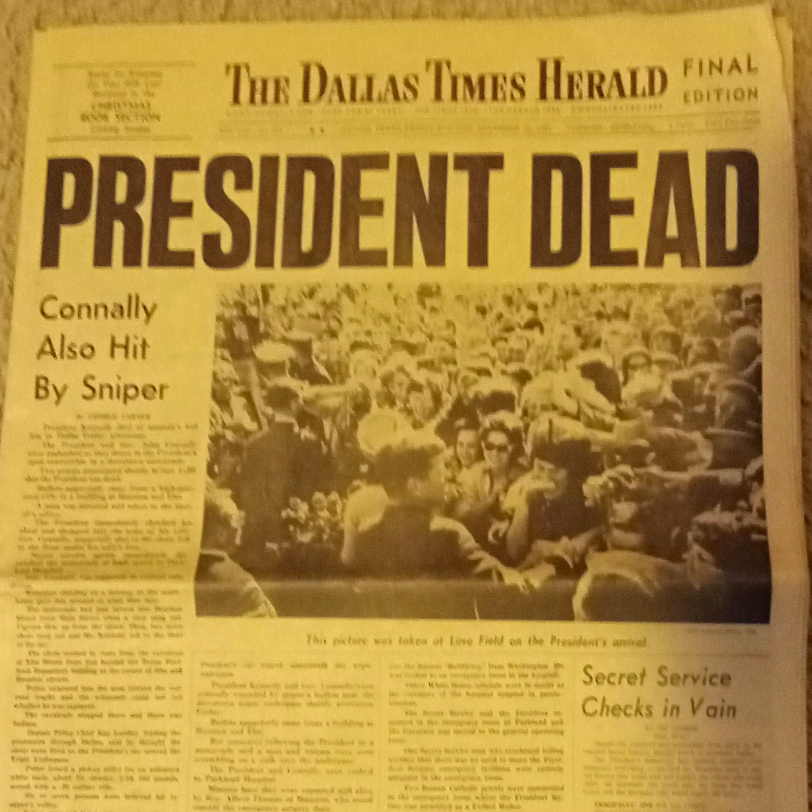 GENUINE And ORIGINAL President Kennedy Dead - Nov. 22, 1963 Dallas Newspaper 