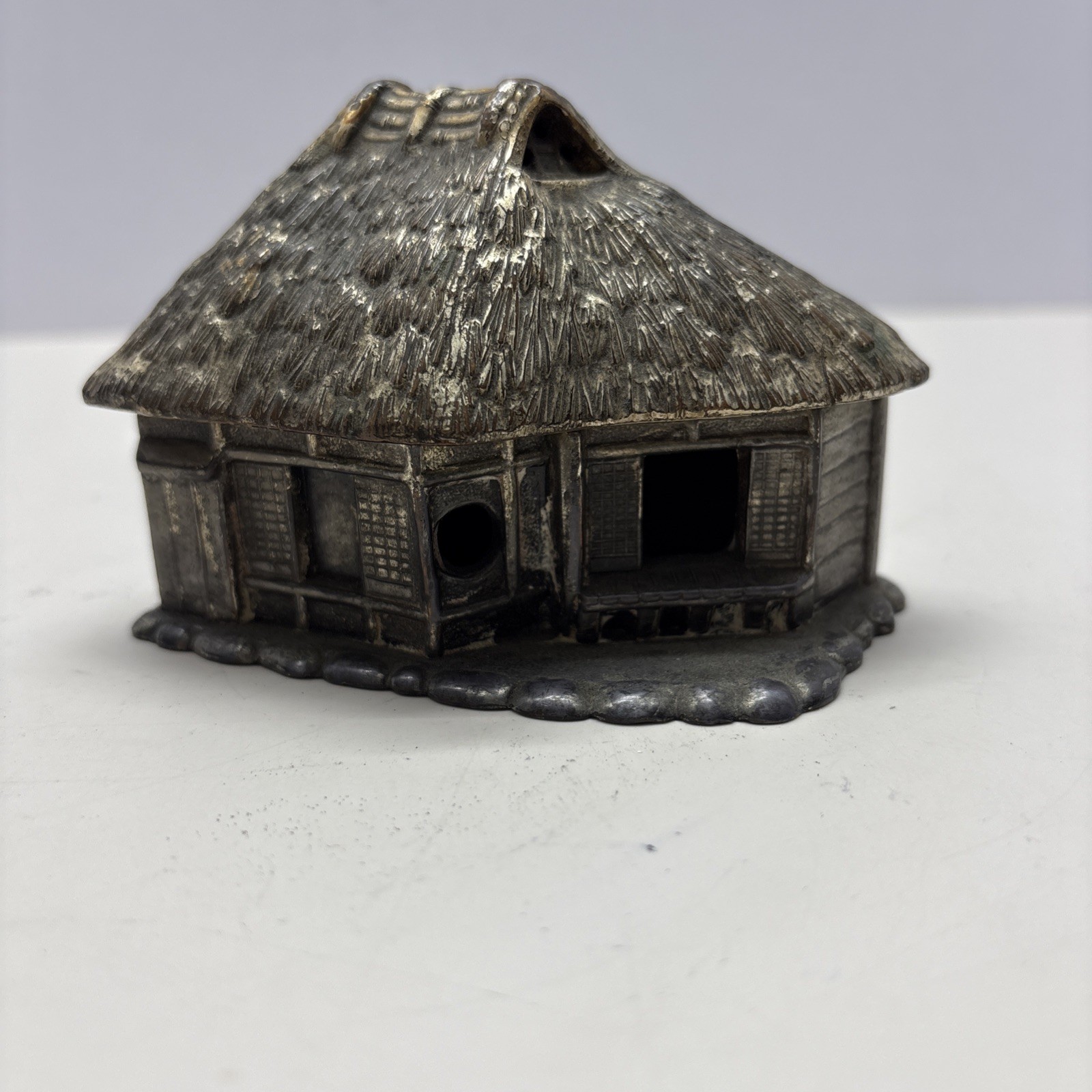 VTG Japanese Metal Incense Container Thatched Roof House Peasant Cottage. #137
