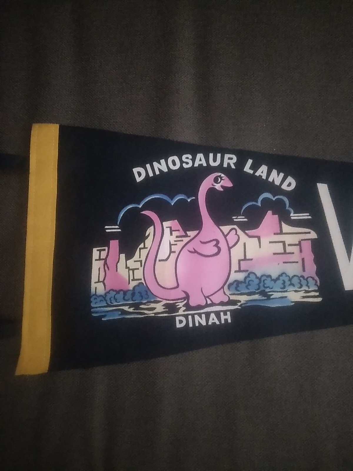 Vintage Dinosaurland Pennant Vernal Utah Dinah Pink Purple Scarce Dino Dinosaur 