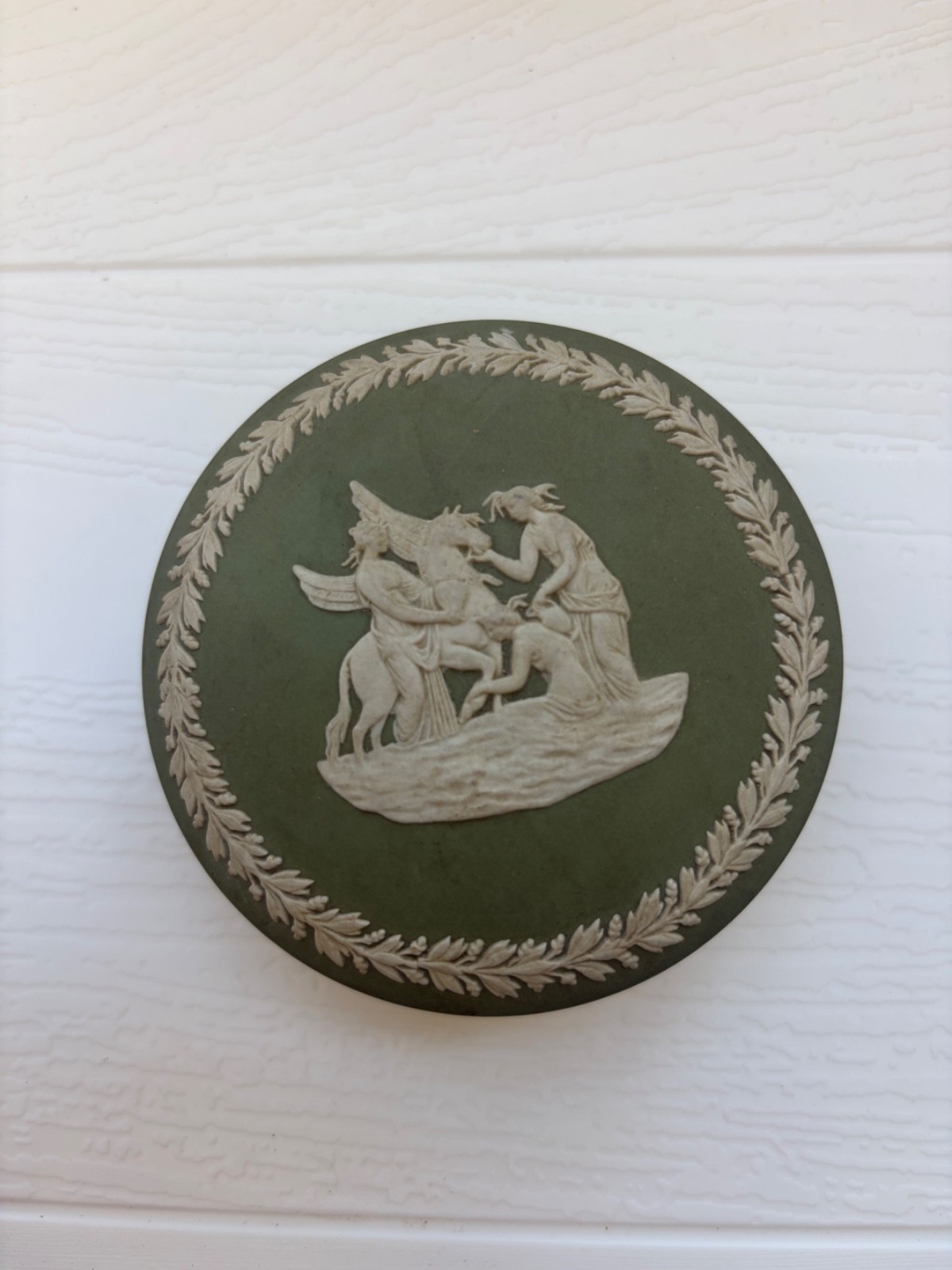 Authentic Wedgwood Jasperware decorative plate, made in England.
