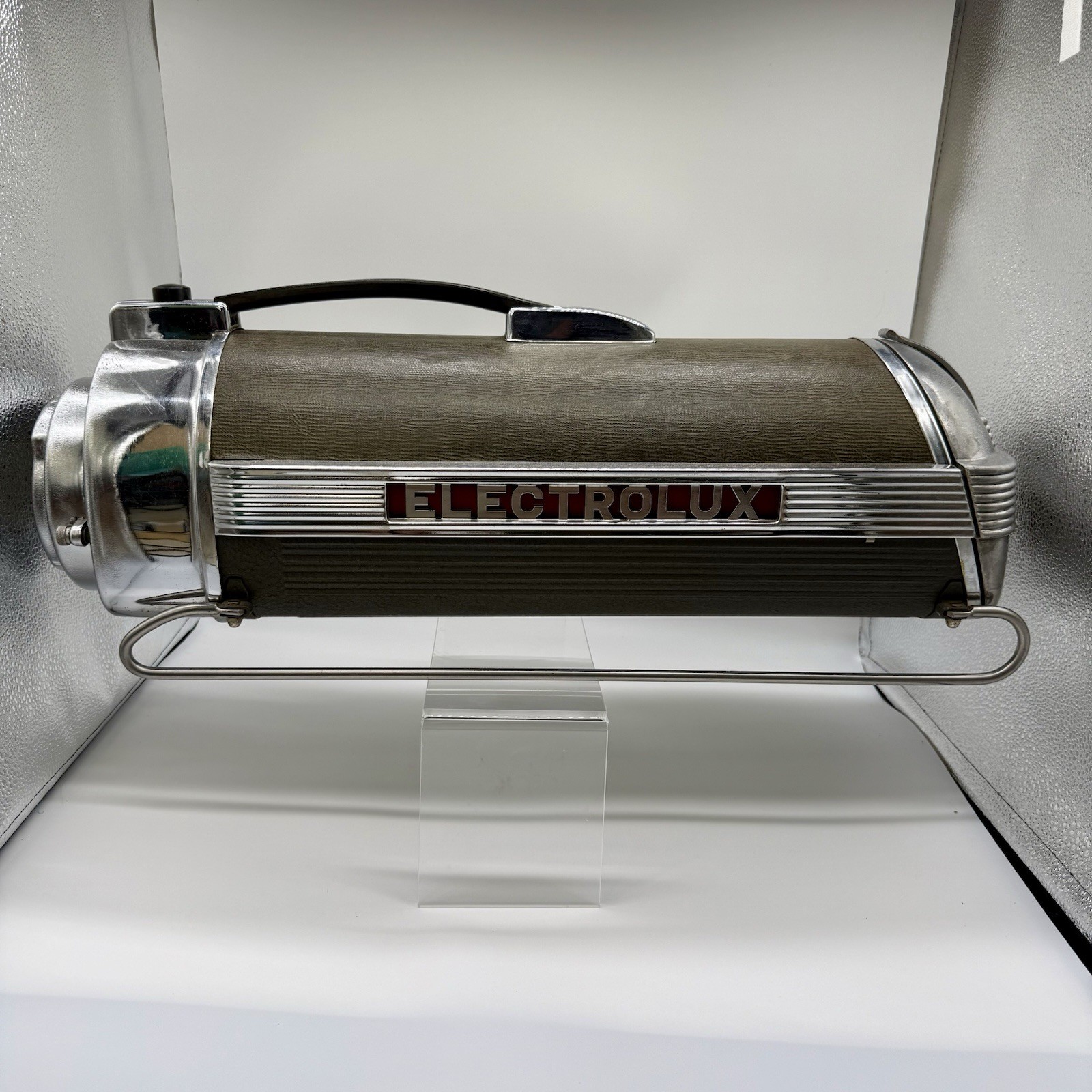 Vintage Electrolux Model XXX 30 Vacuum Lurelle Guild Art Deco 1937-54 + Bags