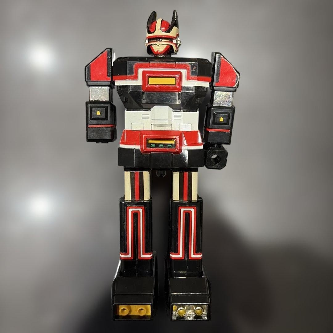 Retro Dengeki Sentai Changeman Change Robo red black white color character toy