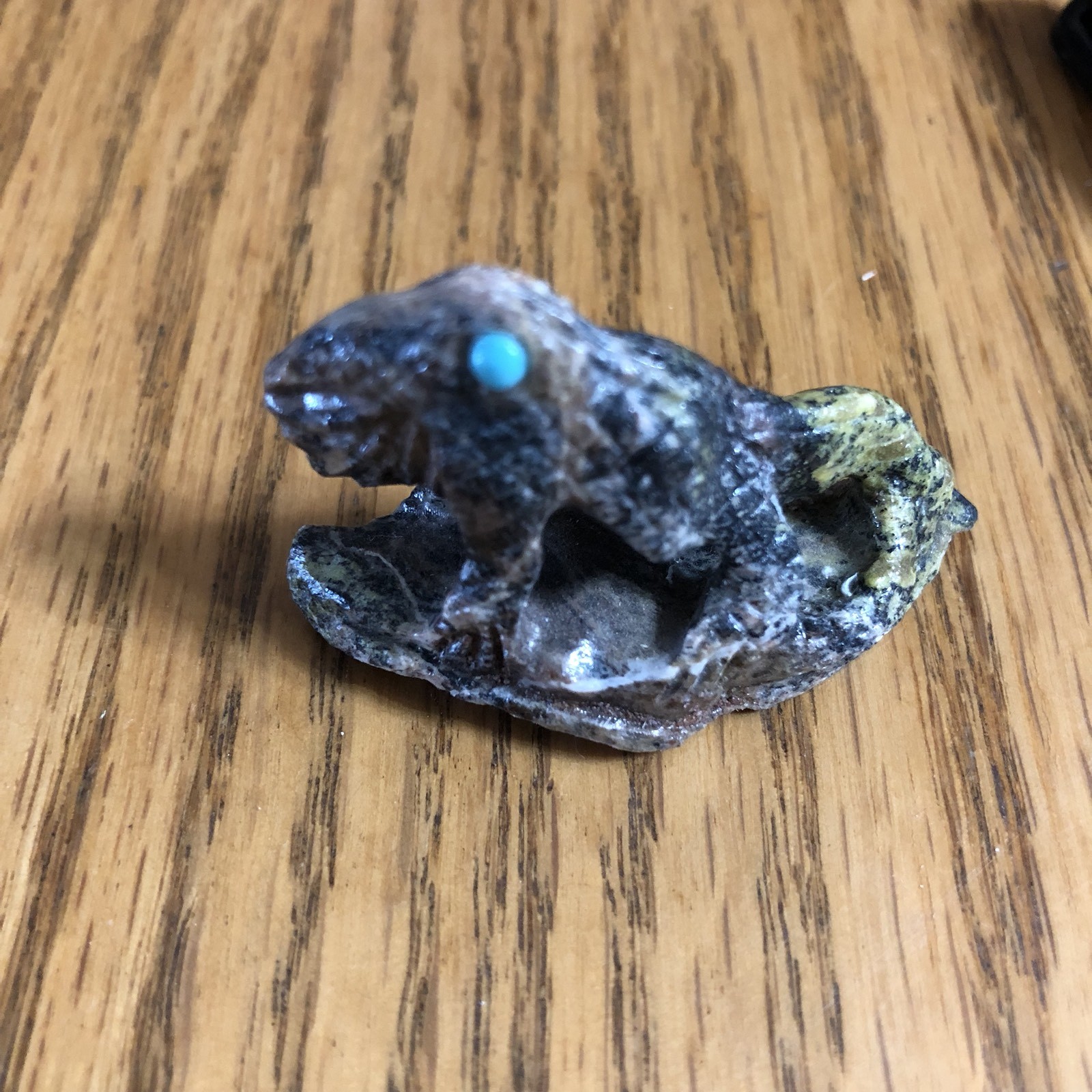 Zuni Serpentine Great Horned Lizard Fetish By Ben Kaamasee *Signed* 8145
