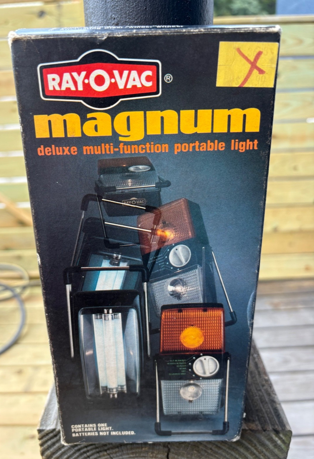Vintage RAY-O-VAC MAGNUM Multi Function Light #333 NEW In Box