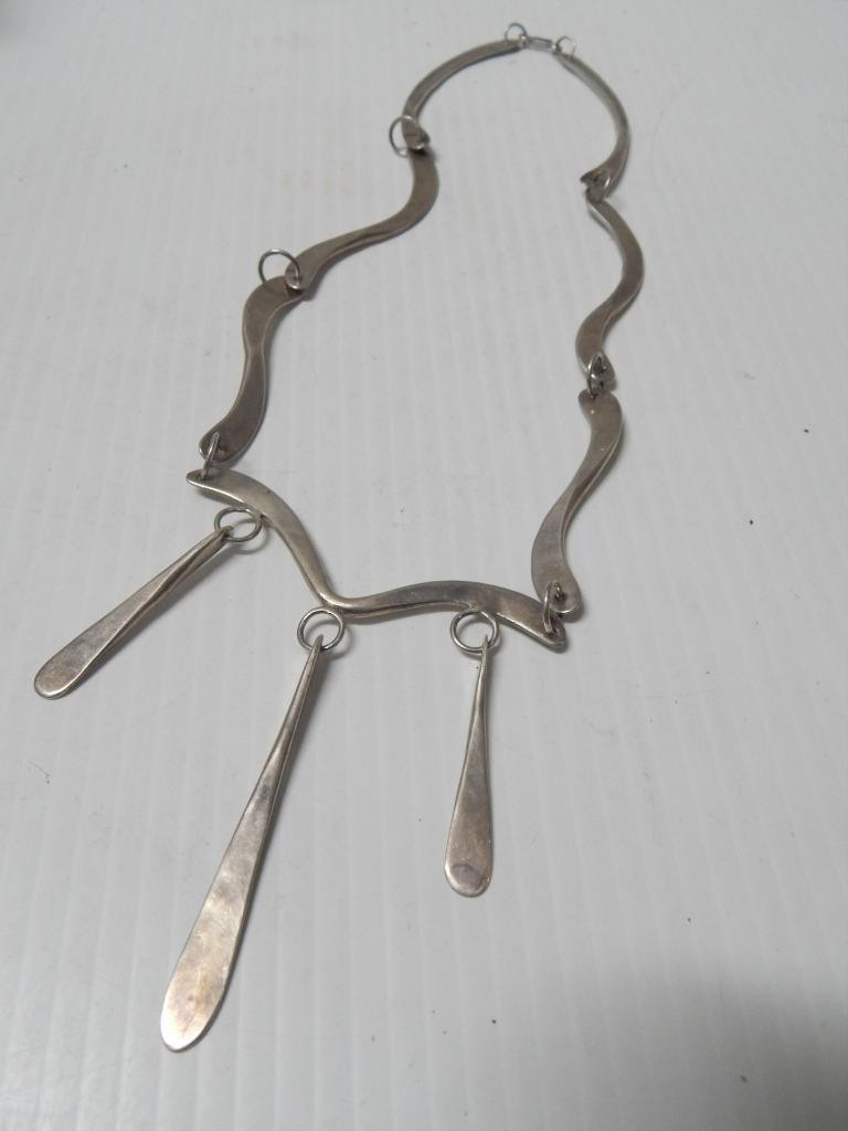 VINTAGE ART DECO ERA SOUTHWESTERN / MEXICAN STERLING SILVER NECKLACE FREECHAIN