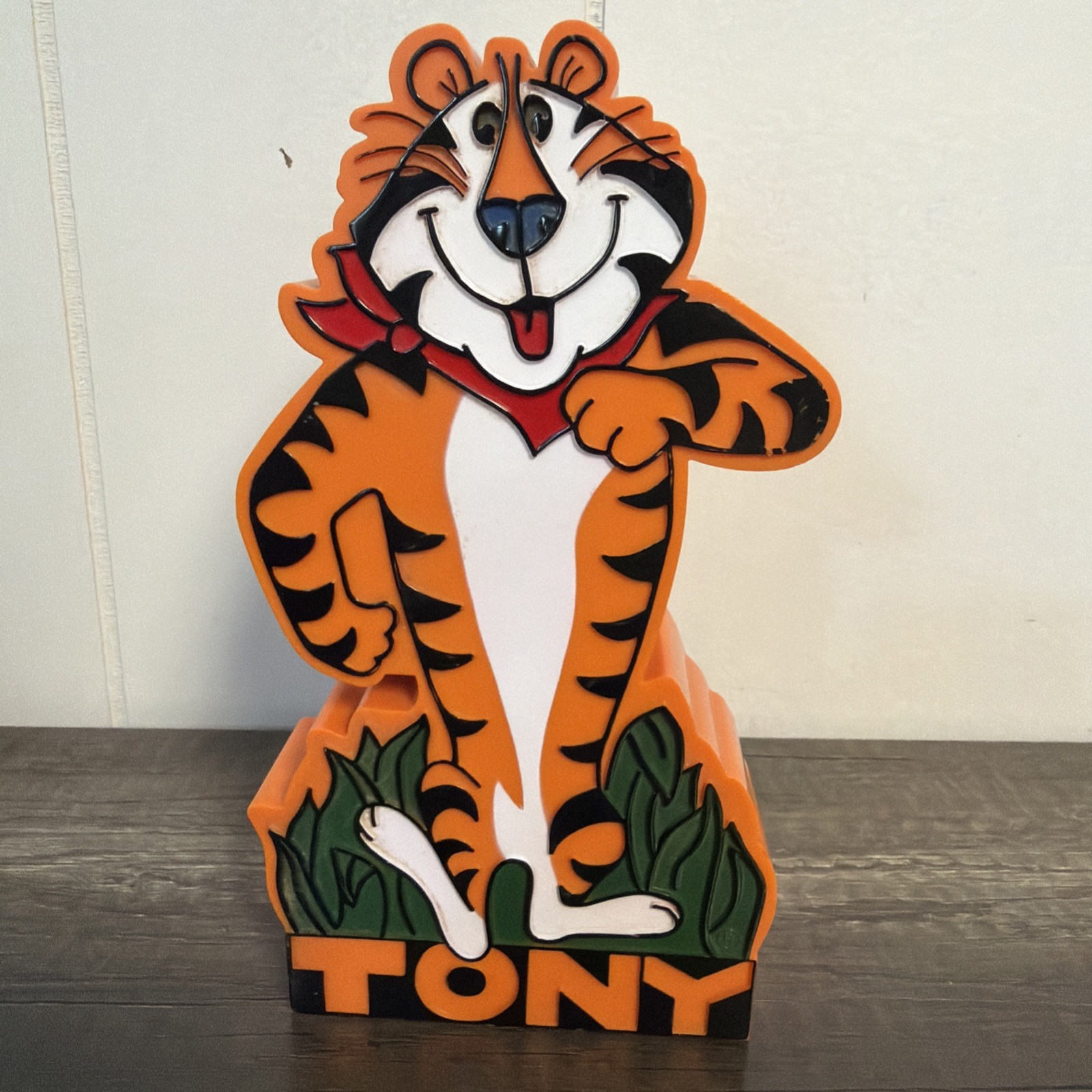 Vintage 1980s Kellogg’s Tony Tiger AM Transistor Radio Collectible Untested