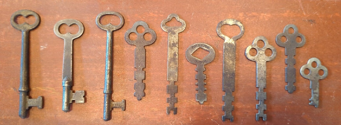 Lot of 10 Antique Padlock Lock Keys 1800s-1920s — Some Unusual Keys