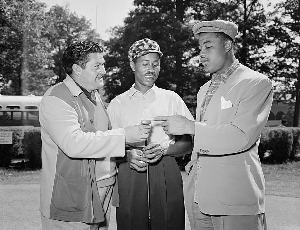 Chicago IL Probably most disappointed man 49th Annual Open Golf Cha- 1949 Photo