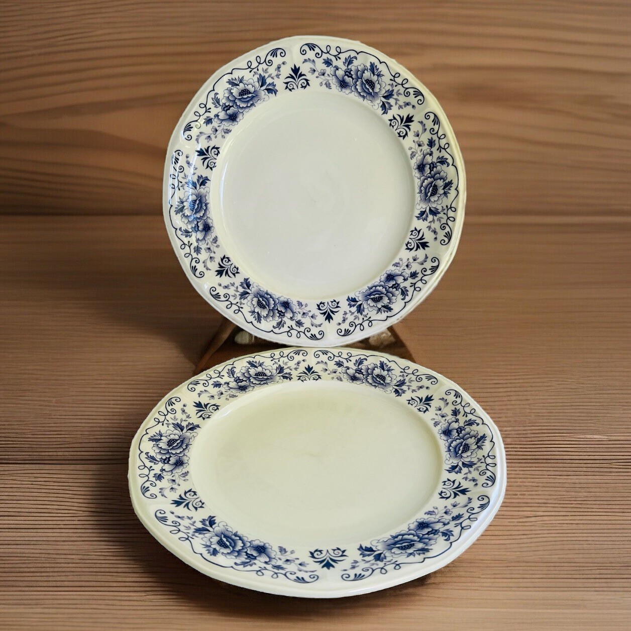 Iroquois Clinton Inn Henry Ford Museum Dinner Plates 10.5” Blue Floral Set of 2