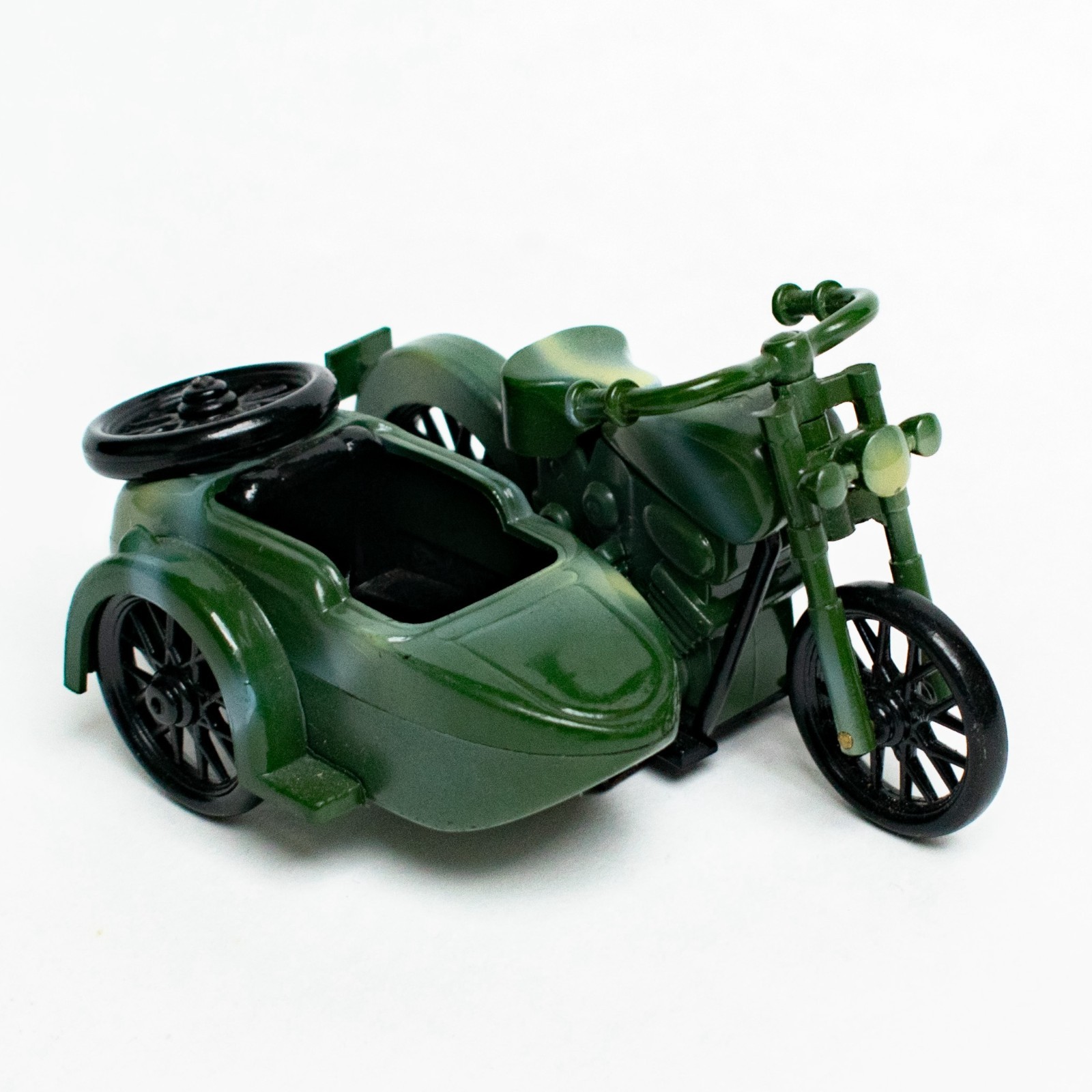 Sidecar Motorcycle Table Lighter green army motor metal gas lighter on wheel VTG