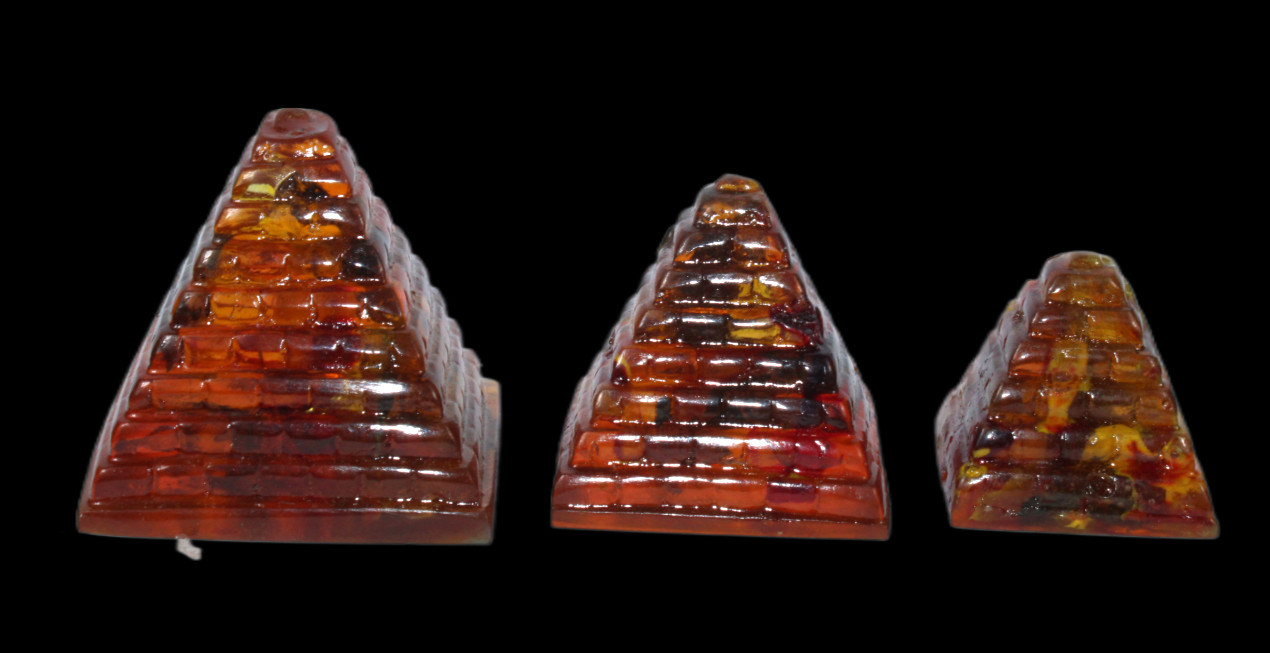 3 UNIQUE PHARAONIC ANCIENT EGYPTIAN Pyramids Statues Amber Stone Statues (AF)